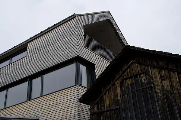 Vom Altbau zum Plus-Energiehaus