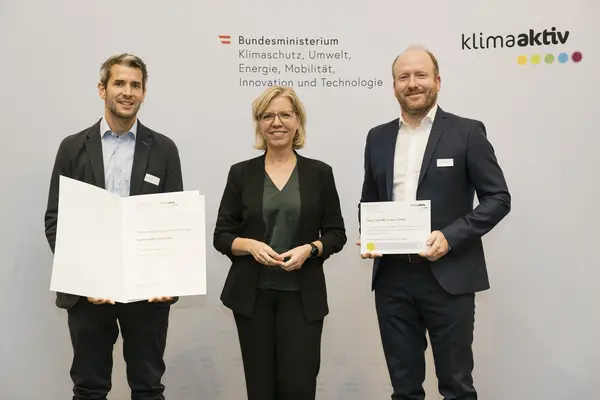 Auszeichnung von klimaaktiv Projektpartnern und Vorzeigebetrieben durch Klimaschutzministerin Leonore Gewessler (BMK)