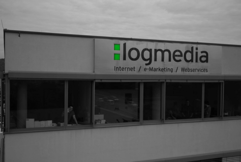 Logmedia Firmengebäude. Von vorne fotografiert