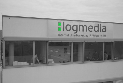 Logmedia Firmengebäude. Von vorne fotografiert