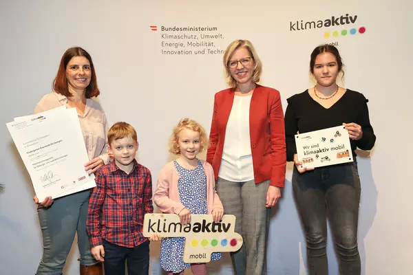 klimaaktiv mobil Auszeichnung für Bildungs- und Jugendeinrichtungen am 30.11.2023