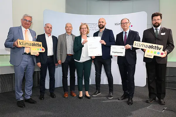 Auszeichnung klimaaktiv mobil Projektpartner:innen im Rahmen der THEPEP Konferenz