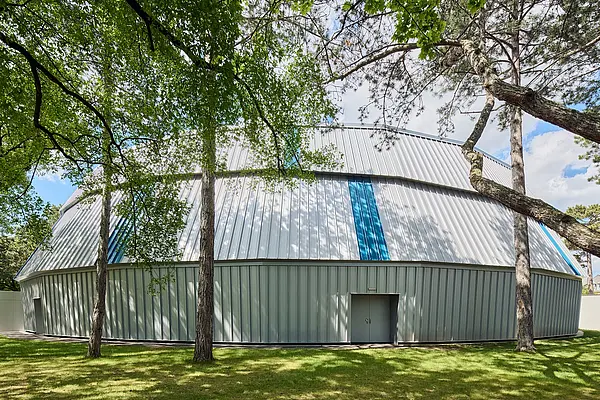 Rundhalle STEG