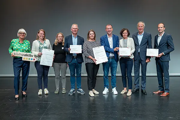 Darauf bauen wir: Sanierung und klimafitte Gebäude für die Zukunft! Auszeichnungsveranstaltung von klimaaktiv, ÖGNB und AGPB Gebäuden