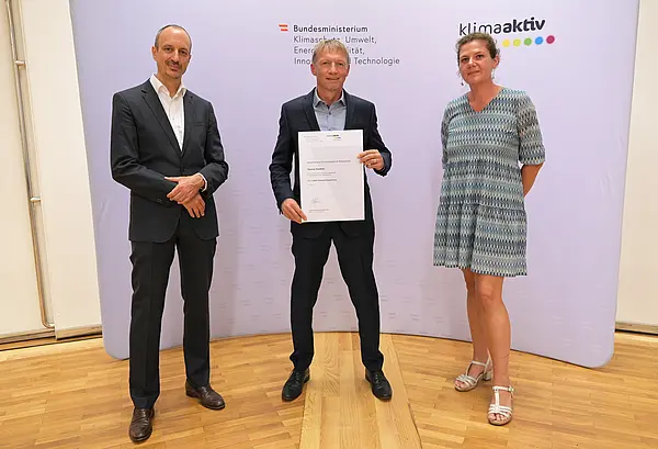Im Bild von links nach rechts: Sektionschef Jürgen Schneider, Thomas Friedrich, Gundula Weber