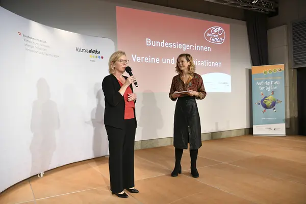 Auszeichnung Bundessieger:innen Österreich radelt