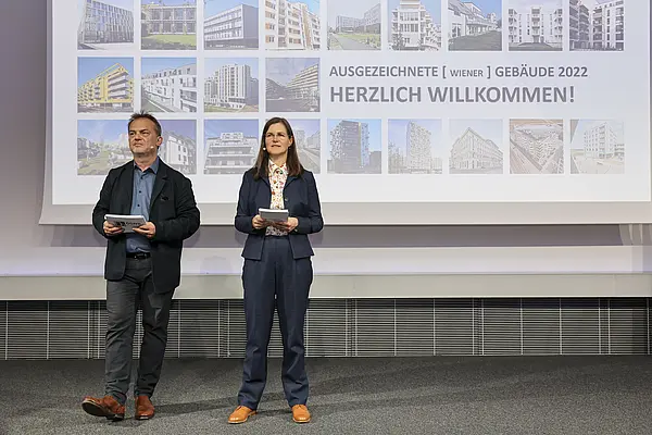 Franziska Trebut (ÖGUT), Robert Lechner (ÖGNB), Programm klimaaktiv Bauen und Sanieren